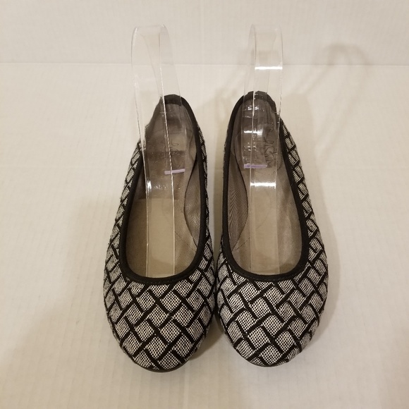 LifeStride Soft System Black White Flats Check - Picture 5 of 8